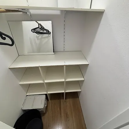 Modern & Close To Weser Stadium Bremen